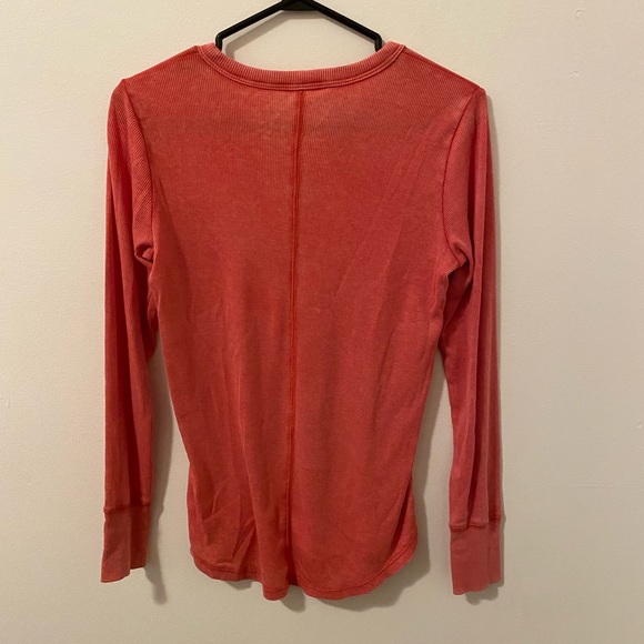 AMERICAN EAGLE LONG SLEEVE - Picture 2 of 3